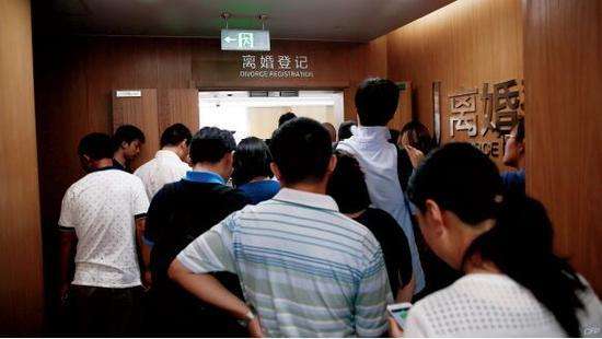 北京 周末 暂住证吗-北京周末与暂住证的那些事儿，外地人真是五味杂陈