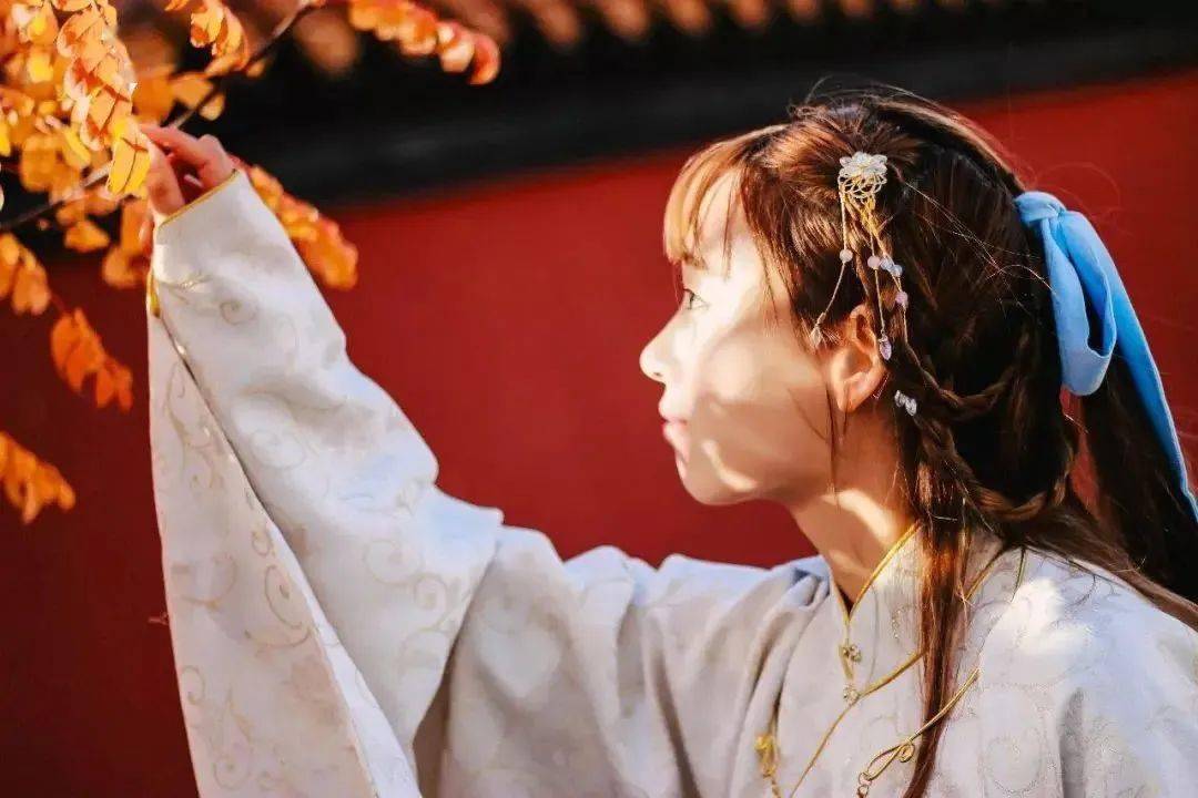 成都金虎视频会议：云端聚会，让成都人的悠闲与便捷碰撞出火花